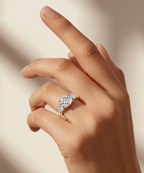 Ultimate Value® Lab-grown Diamond Round 3-Stone Ring - 4 Ct. T.W.