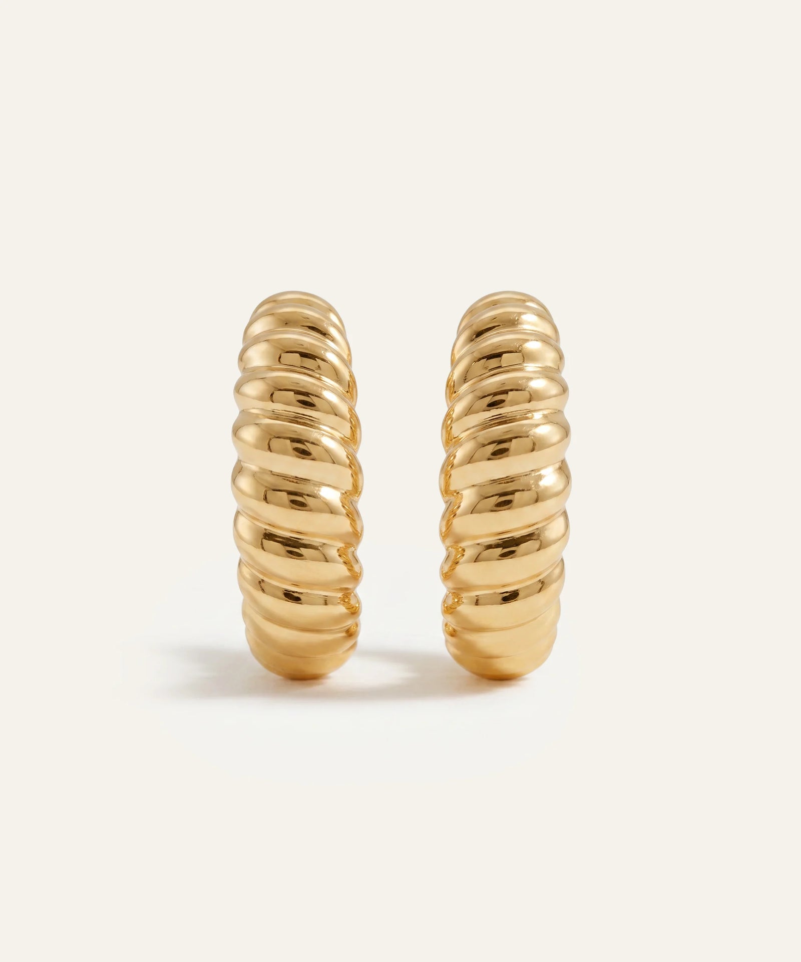 Oroventi Ribbed Hoop Earrings