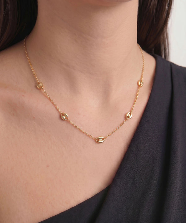 Oroventi Oval Link Station Necklace