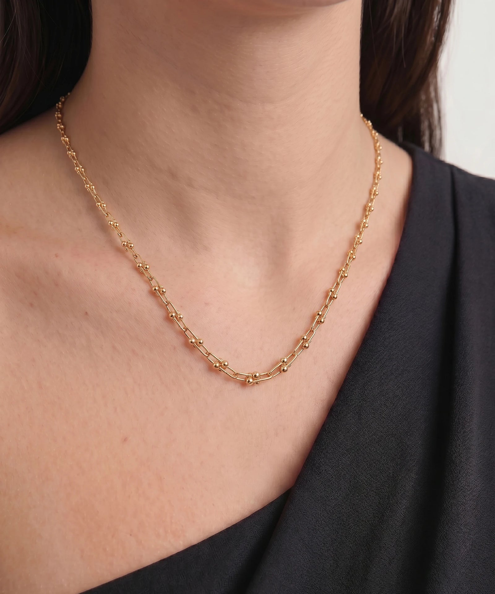 Oroventi Horseshoe Paperclip Chain