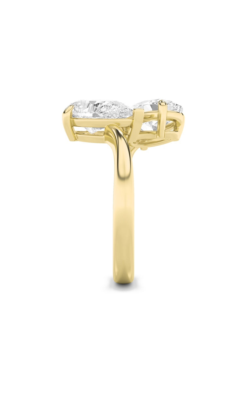 3Cttw Oval Shaped Lab Grown Diamond (F/VS) Toi et Moi Fashiion Ring in 14K Gold