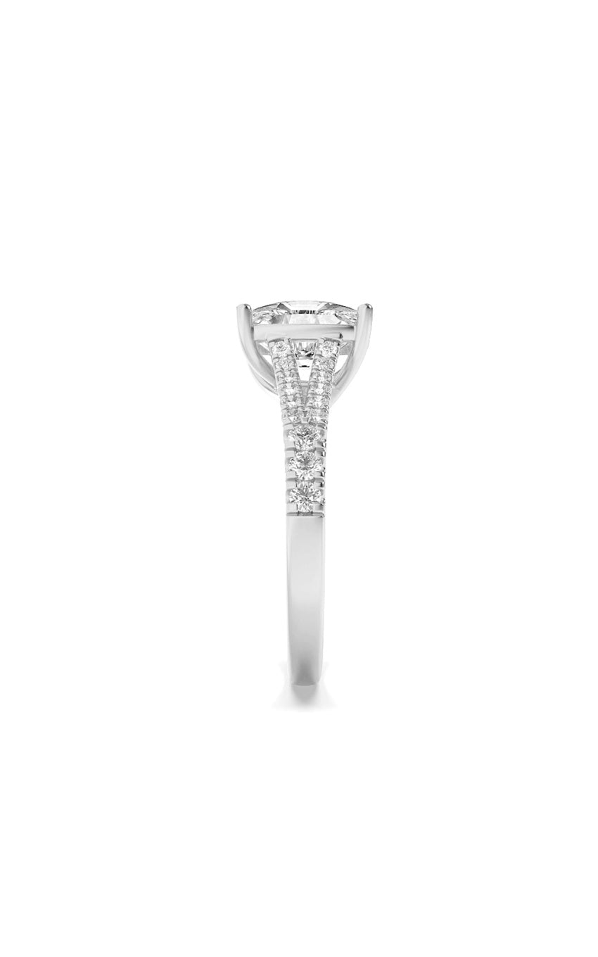 2.25Cttw Elongated Cushion Shaped Lab Grown Diamond (F/VS) Split Shank Accented Enagagement Ring in 14K Gold