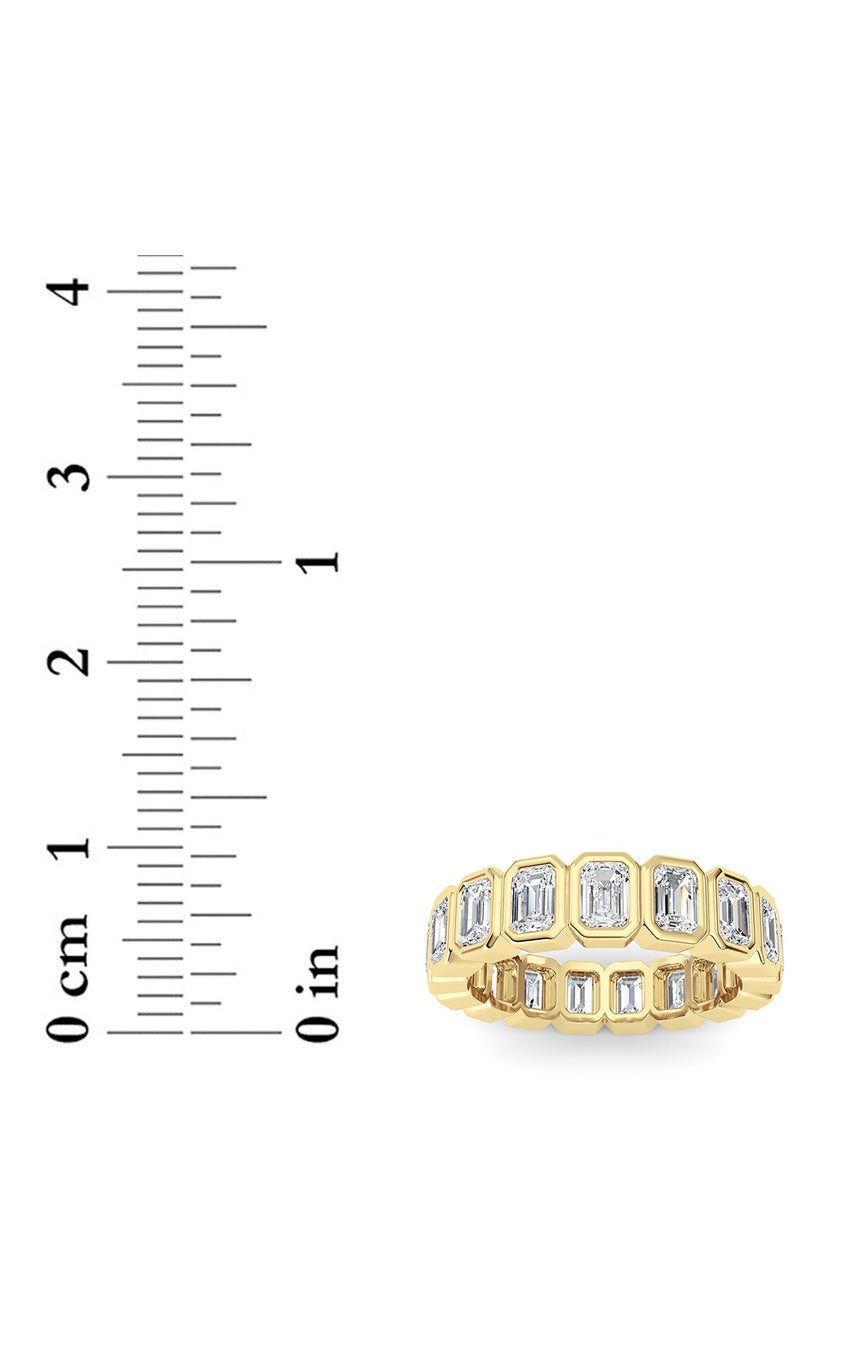2.5Cttw Emerald Shaped Lab Grown Diamond (F/VS) Eternity Band Ring in 14K Gold