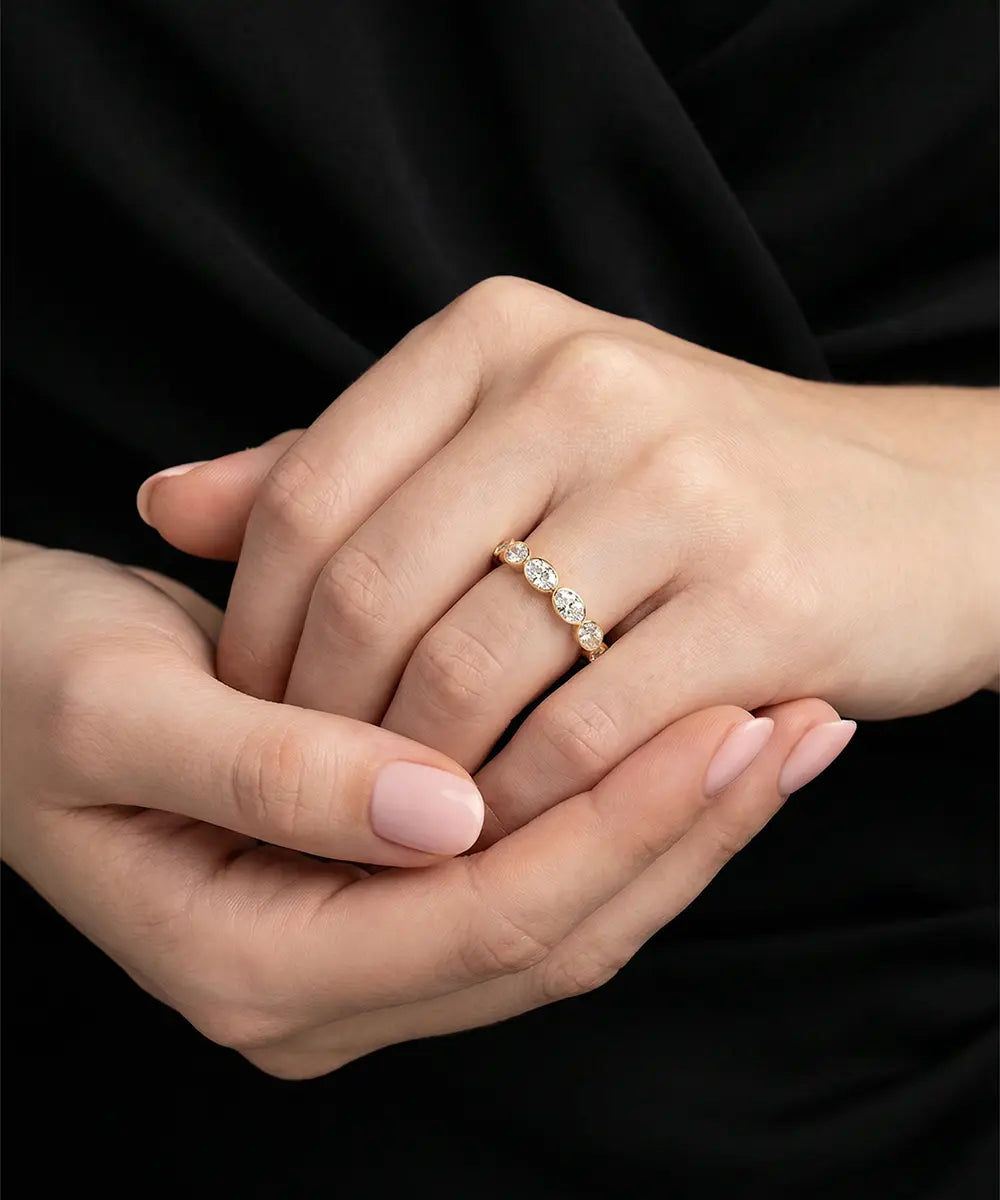 Novello Lab-grown Diamond Oval Bezel Station Ring - 1 Ct. T.W.