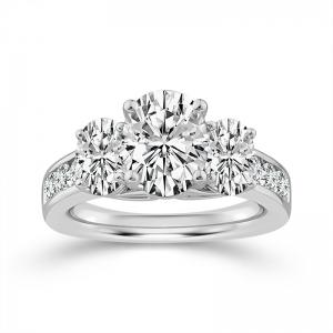 Novello Lab-grown Diamonds Oval Bridal Ring - 3.07 Ct. T.w. in 14K White Gold (IGI-certified Diamonds)